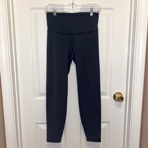 Old Navy High Waisted 7/8 Length Leggings